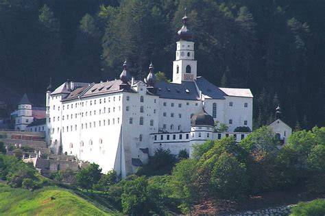 Monastero di Marienberg in Val Venosta