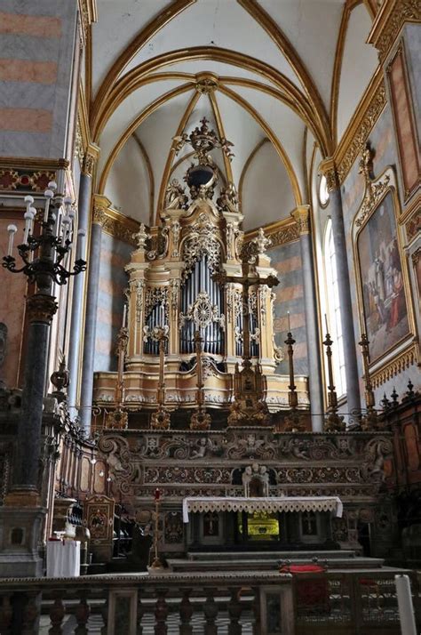 Altare maggiore di San Domenico Maggiore