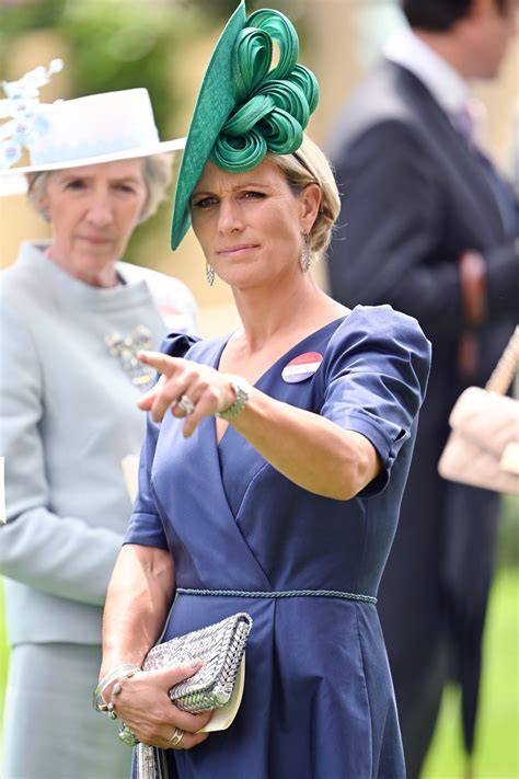 Zara Tindall al Giubileo in abito rosa
