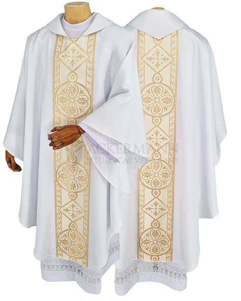 Paramenti liturgici stola casula camice