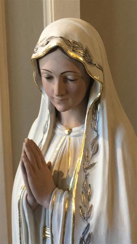 Statua Madonna Fatima Santuario Maccio Villa Guardia