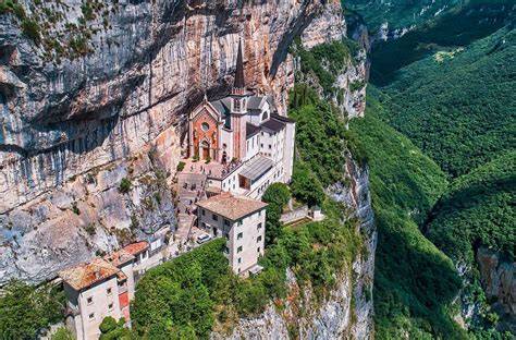 Scutari e santuario della Madonna