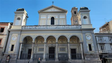 cattedrale e piccola diocesi italiana