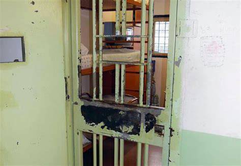 Carcere calabrese sovraffollamento celle