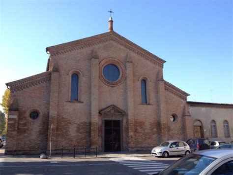 Facciata gotico lombarda Santa Maria Grazie Voghera