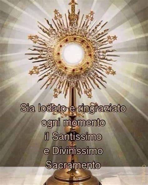 Adorazione eucaristica davanti al Santissimo
