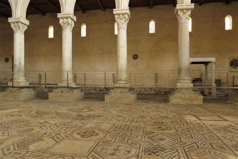 Pavimento musivo aula teodoriana Aquileia
