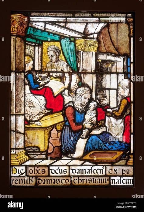 Vetrata V11 storie di San Giovanni Buono