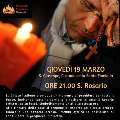 Preghiera familiare con candela e Rosario