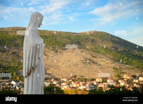 Podbrdo innevato a Medjugorje