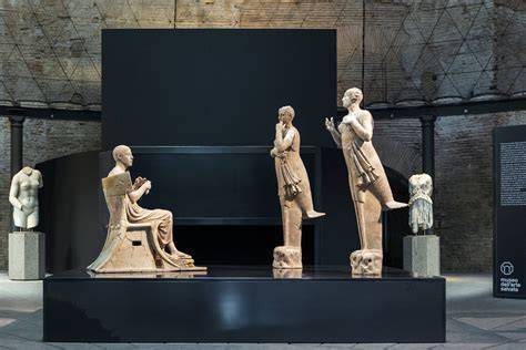 Gruppo scultoreo greco Orfeo e le Sirene