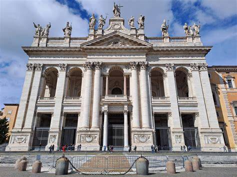 Facciata di San Giovanni in Laterano