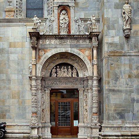 Porta della Rana Duomo di Como