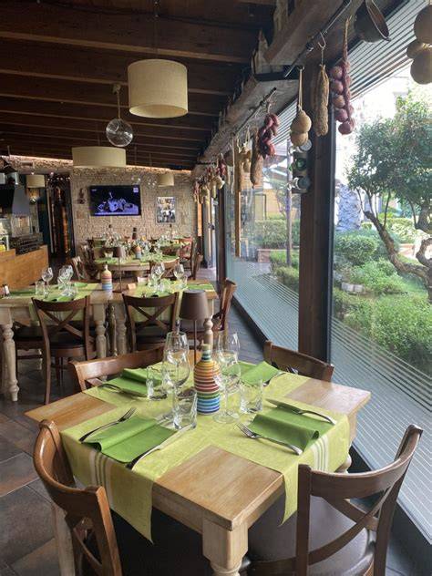 Ristorante accogliente a Santa Maria Capua Vetere
