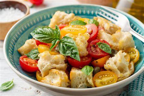 panzanella con basilico gigante