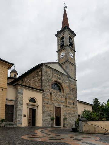 Chiesa parrocchiale di Barzanò esterno