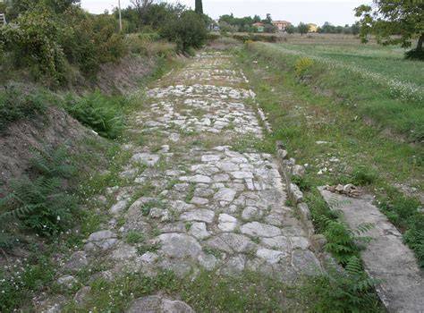 Via Flaminia antica presso Cantiano