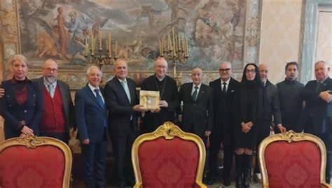 Cardinale Pietro Parolin incontro istituzionale