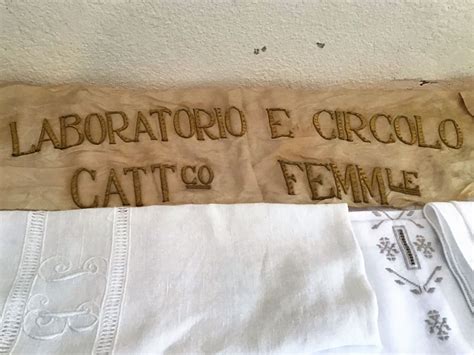 Laboratorio di ricamo a Cornacchiaia