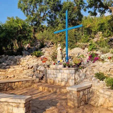 Medjugorje Croce Azzurra pellegrini