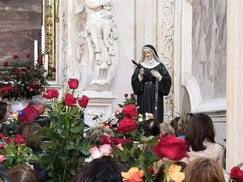Rose benedette per Santa Rita