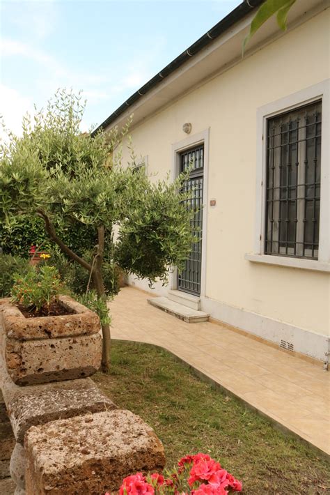 Casa indipendente con giardino a Paranesi