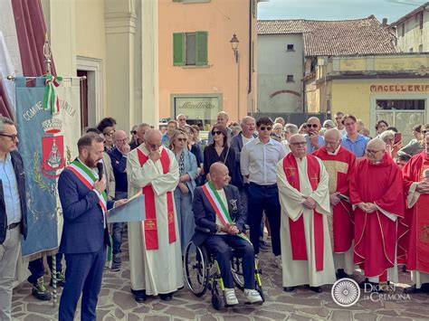 Insediamento parroco celebrazione Paese Alto