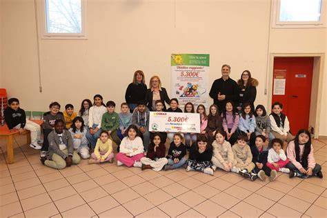 volontari e ragazzi al doposcuola parrocchiale