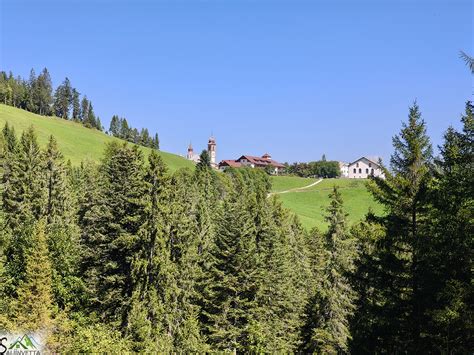 Panorama delle Dolomiti dal Santuario di Pietralba