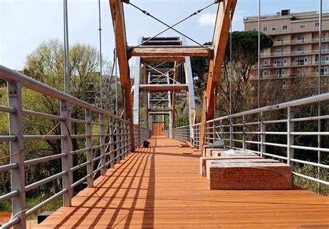 Ponte della Pace e passeggiata di Tivoli