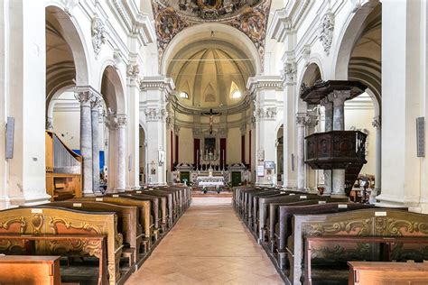 interno Chiesa San Giovanni Battista Celano