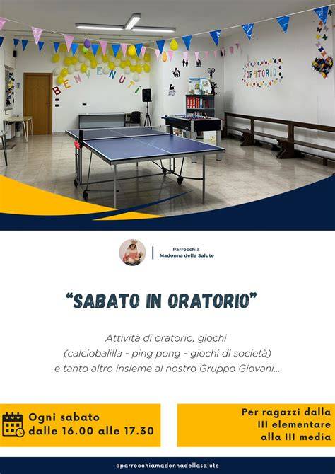 Giovani in oratorio durante attività sportive