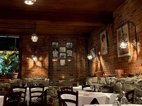 Trattoria rustica accanto Eremo Tizzano