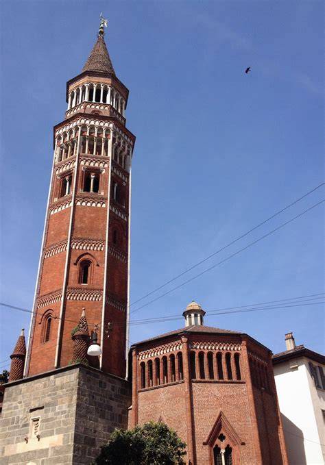 Chiesa e contrada Campanile di Nave