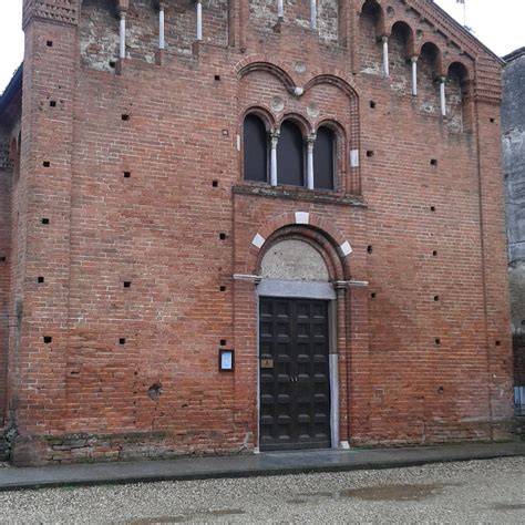 Facciata chiesa San Lazzaro