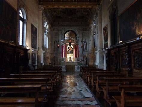 Interno della Basilica dei Santi Medici