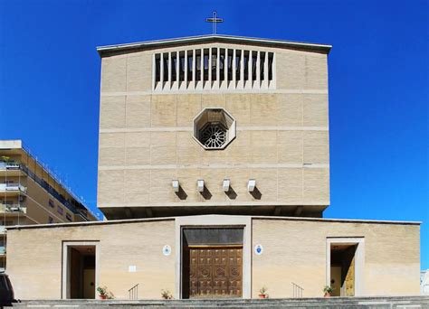 Parrocchia San Pio X Ragusa esterno