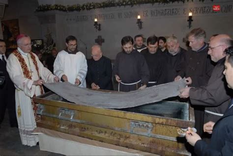 Esumazione della bara di Padre Pio
