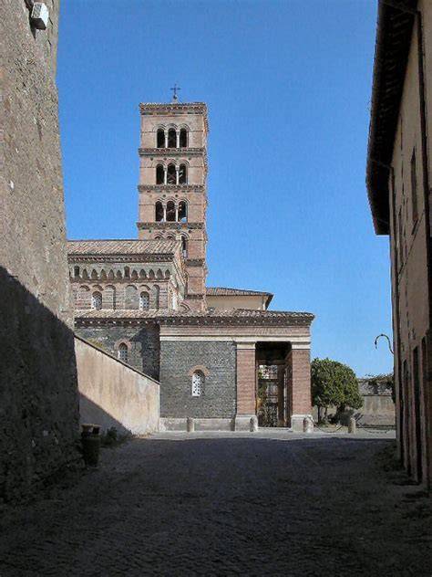 facciata basilica Santa Maria Grottaferrata
