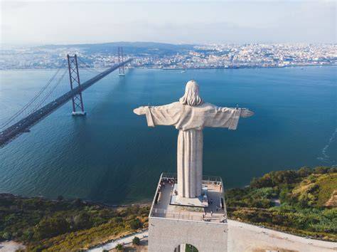 Misure del Cristo Rei di Almada