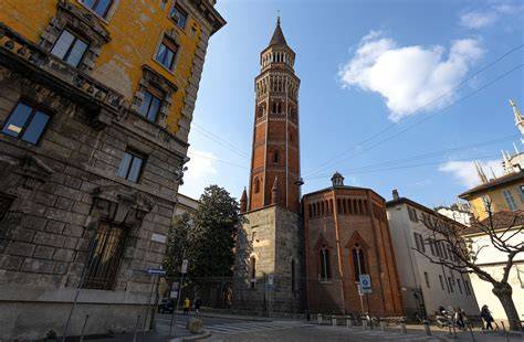 Chiesa e campanile Sempione Milano anni Quaranta