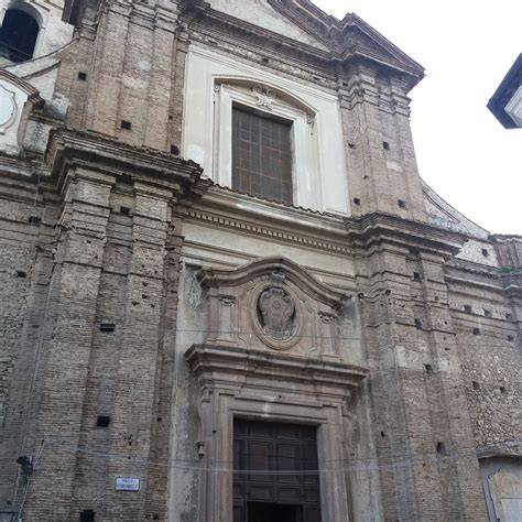 Facciata della Collegiata di Contigliano
