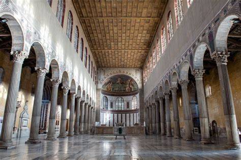 Interno di Santa Sabina a Roma