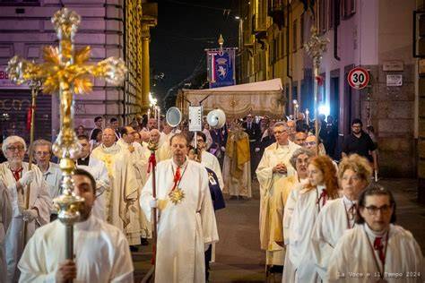 Processione Corpus Domini Castelrotto ostensorio banda