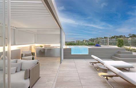 Attico con piscina a Roma