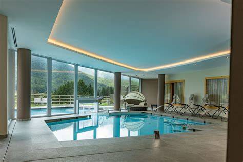Family hotel con piscina interna ad Andalo