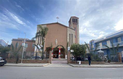 Chiesa del Sacro Cuore di Pachino esterno