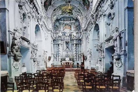Interno chiesa San Sebastiano Chiusa Sclafani