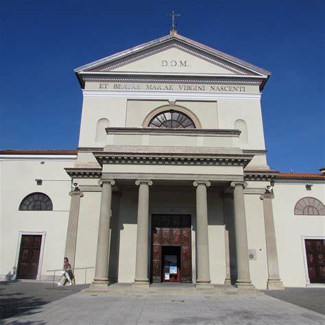 Chiesa Santa Maria Nascente Erba