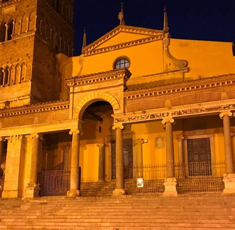 Portico cosmatesco Cattedrale Terracina